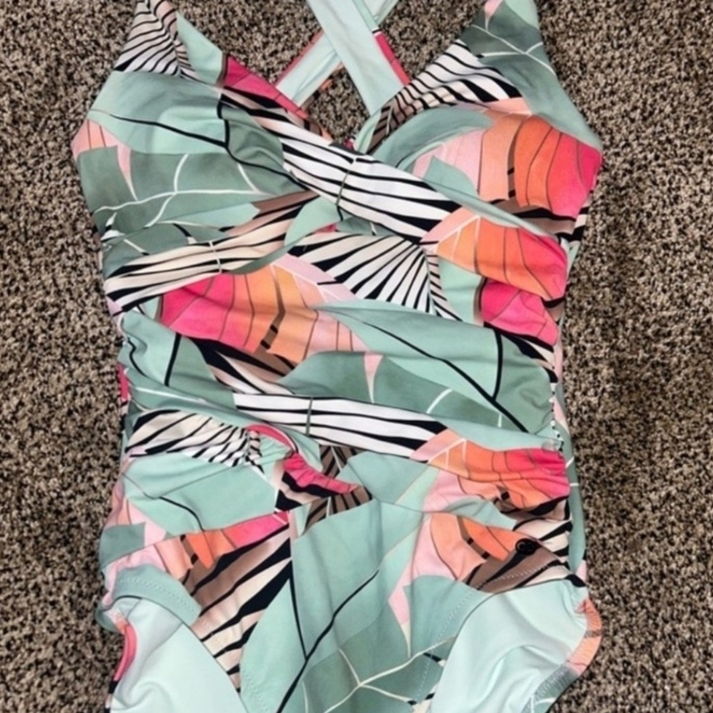 CALIA by Carrie Underwood Multicolor Leaf Print One Piece Swimsuit